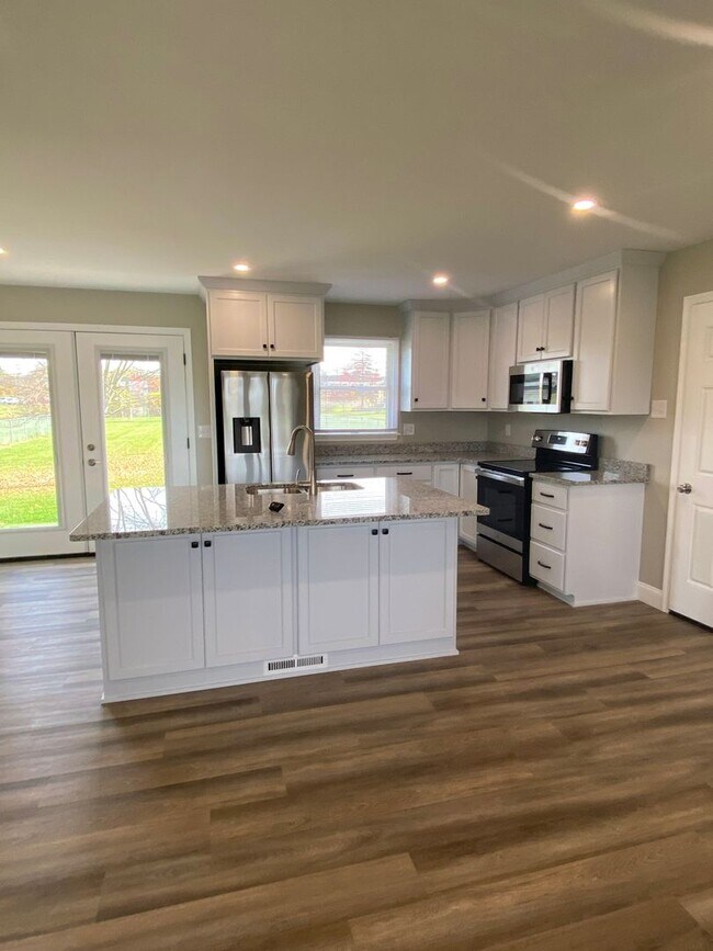 Foto del edificio - Updated Two Bedroom Home with Many Features!