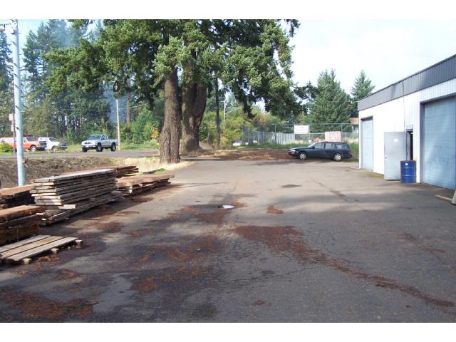  - 21158 99E Hwy NE