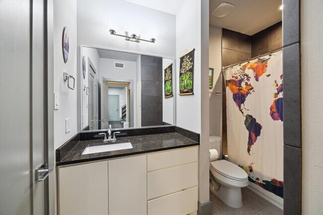 Foto del edificio - 3309 Gillespie St