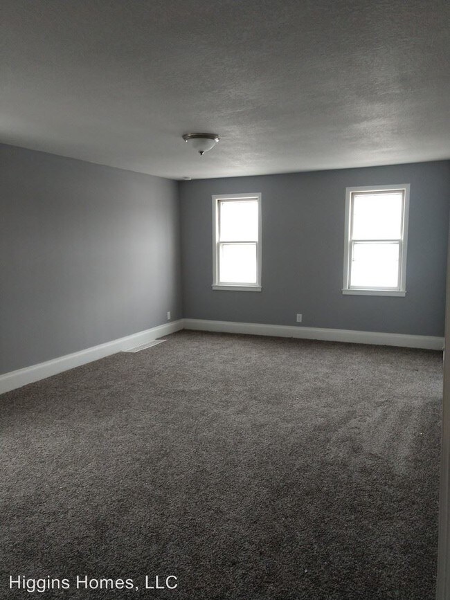 Building Photo - 2 br, 1 bath Apartment - 513 4th St.
