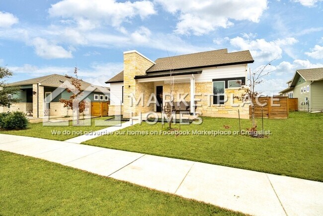 Foto del edificio - 8016 Hillock Terrace