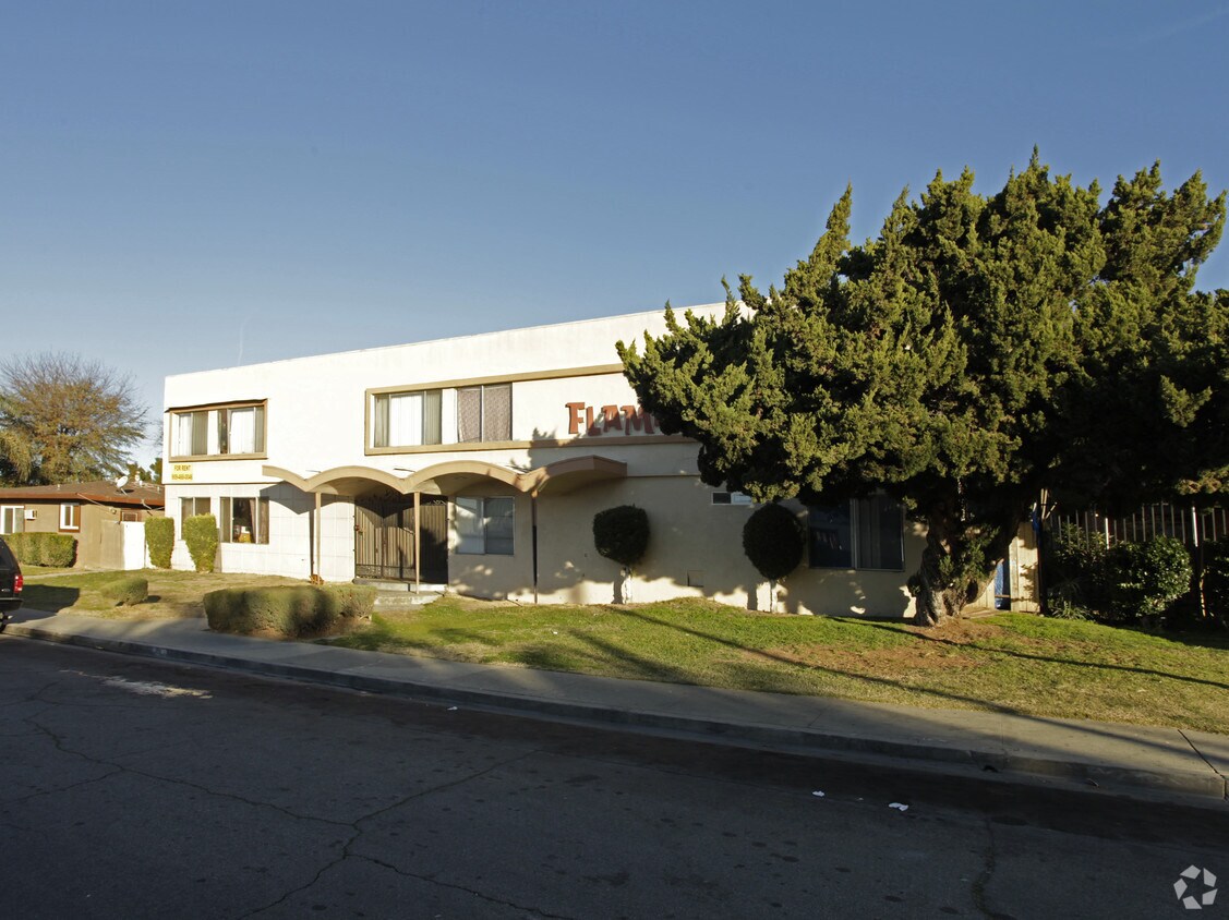 Foto del edificio - Flamingo Apartments