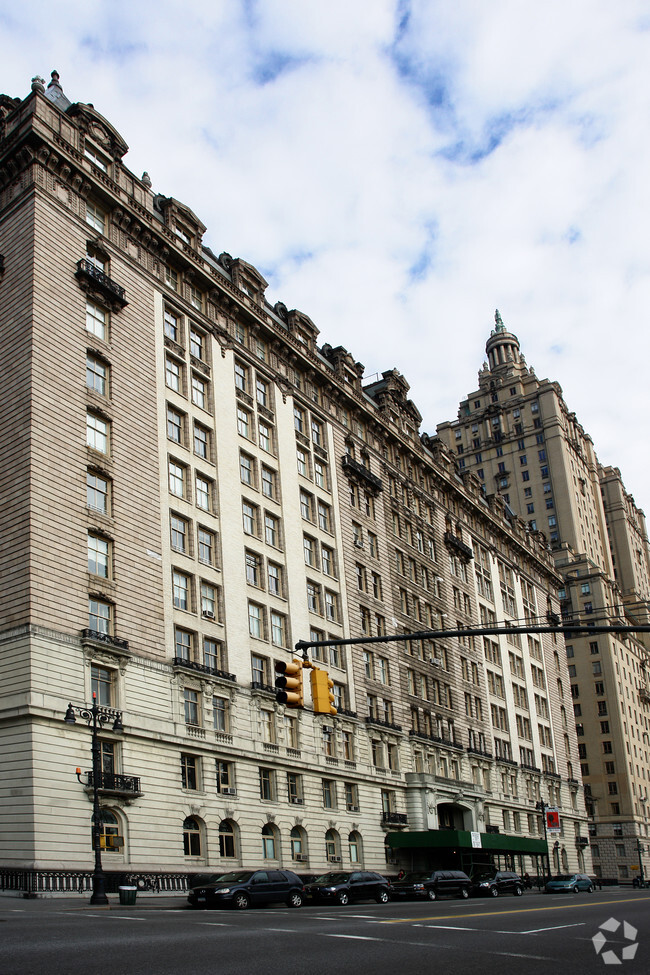 Building Photo - The Langham