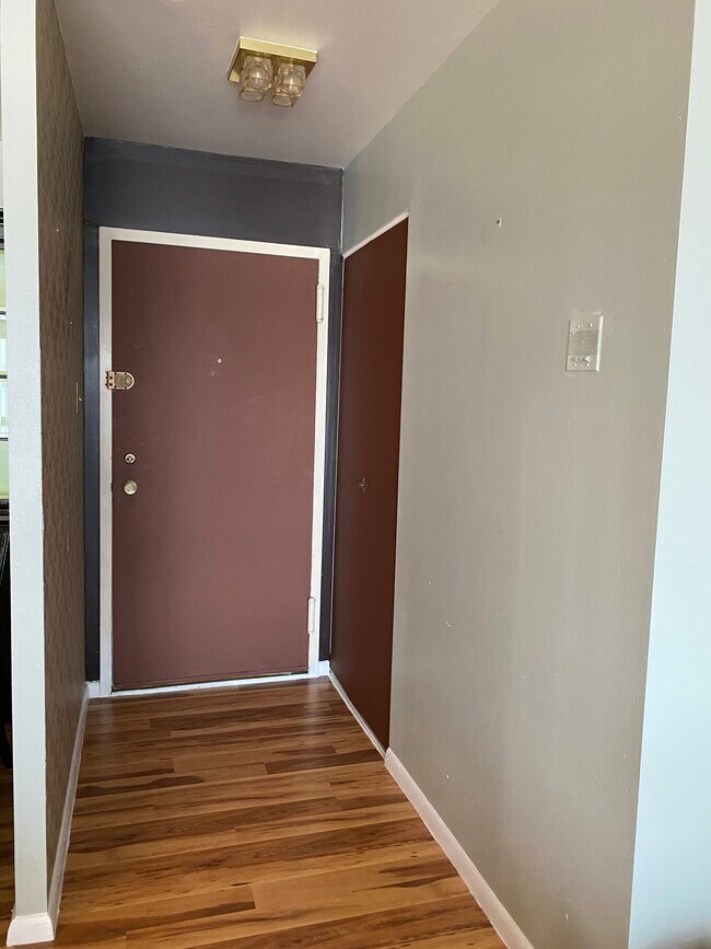 Foto del edificio - 7600 Roosevelt Blvd