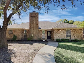 Building Photo - 801 Meadow Creek Dr