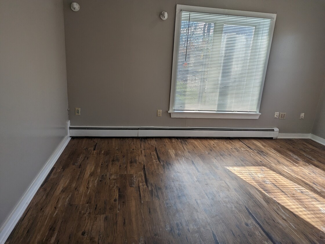 30 Rd, Holbrook, MA 02343 House Rental in Holbrook, MA