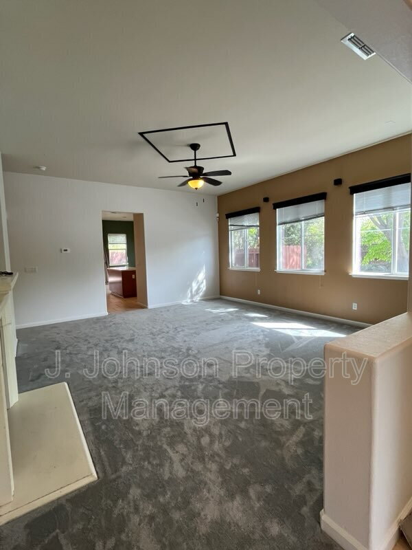 Foto del edificio - 436 Goodall St