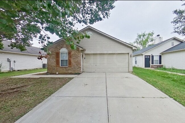 Building Photo - 4302 Village Bend Dr