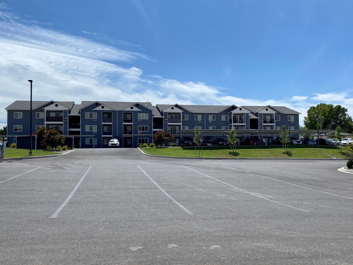 Primary Photo - Bridge View Apartments