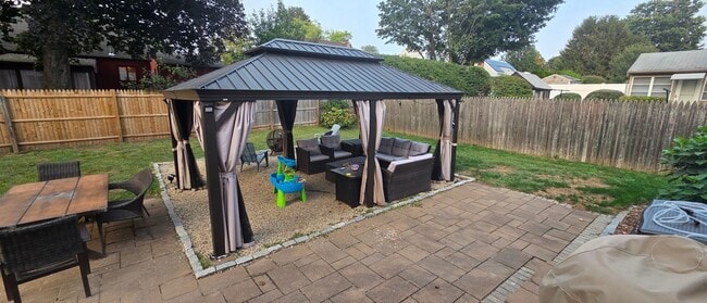 Foto del edificio - 34 Gordon Ave