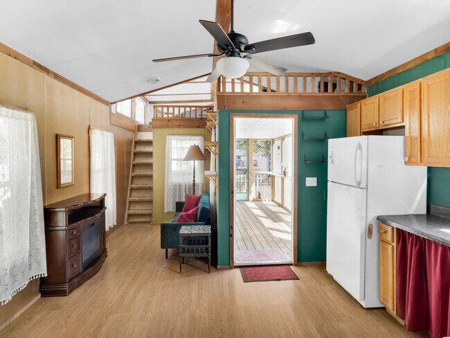 Foto del edificio - 1449 Suncrest St