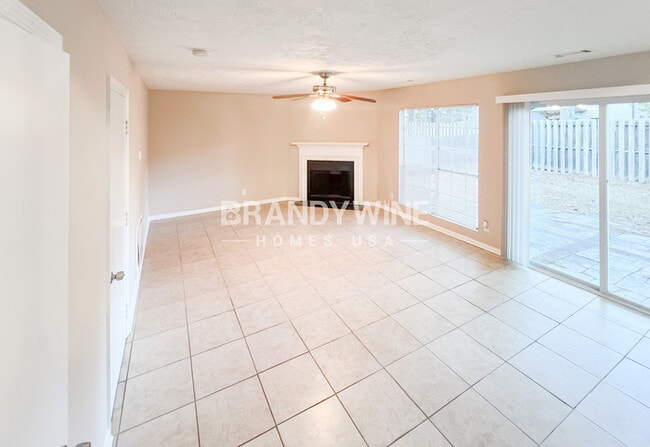 Building Photo - 10830 Mortons Crossing