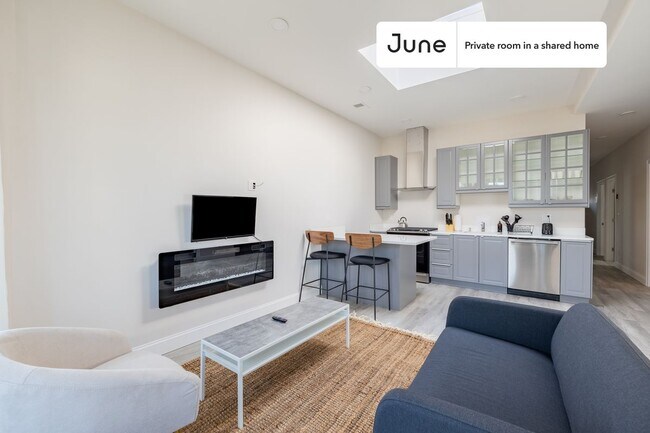 Foto del edificio - Room in Shared 5 bed/2 bath home in JFK/UMass