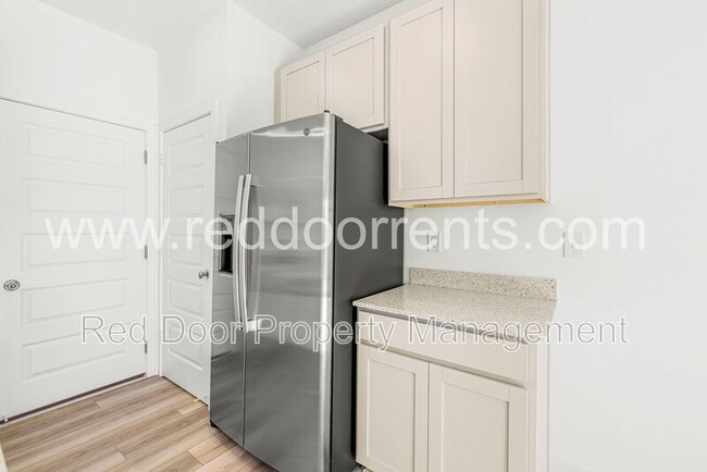 Building Photo - 4513 Branower St