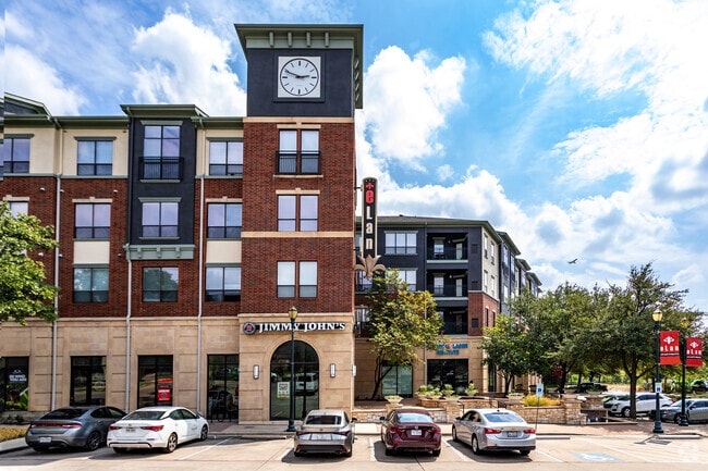 Building Photo - Elan at Bluffview