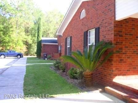Foto del edificio - 900 Country Club Rd
