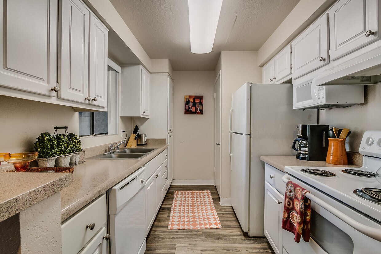 Mission Springs 1311 W Baseline Rd Tempe, AZ