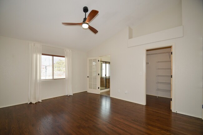 Building Photo - 5922 Wolf Village Dr