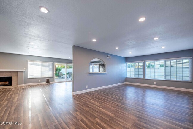 Foto del edificio - 2291 N Marter Ct