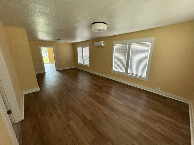 Foto del edificio - 1401 N 8th St