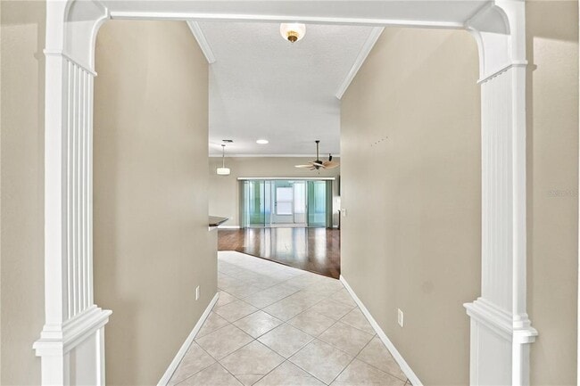 Building Photo - 1304 De La Garza Pl