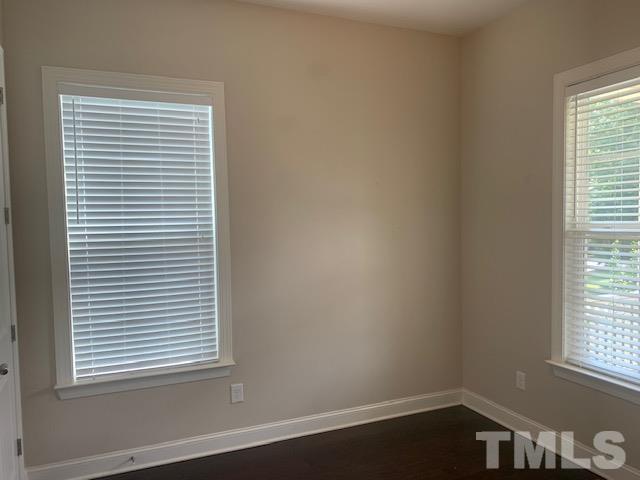Building Photo - 109 Westmuir Pl