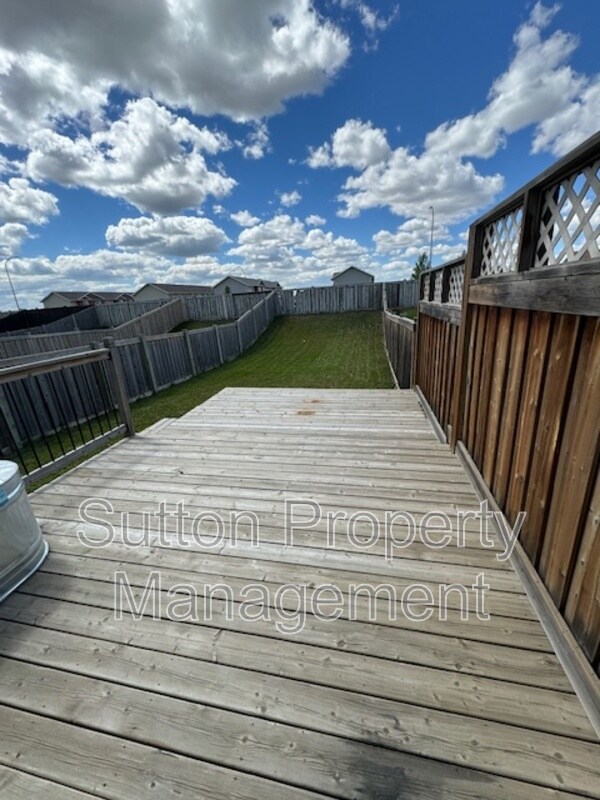 Photo du bâtiment - 9302-991A 91a St
