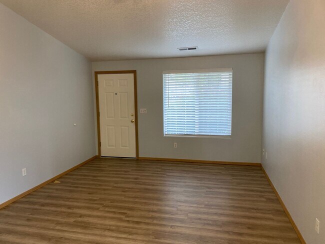 Foto del edificio - 2104 SW 7th St