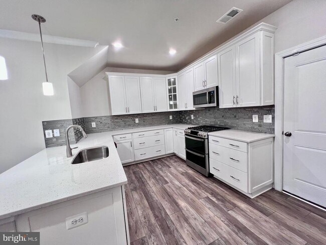 Building Photo - 22504 Wilson View Ter