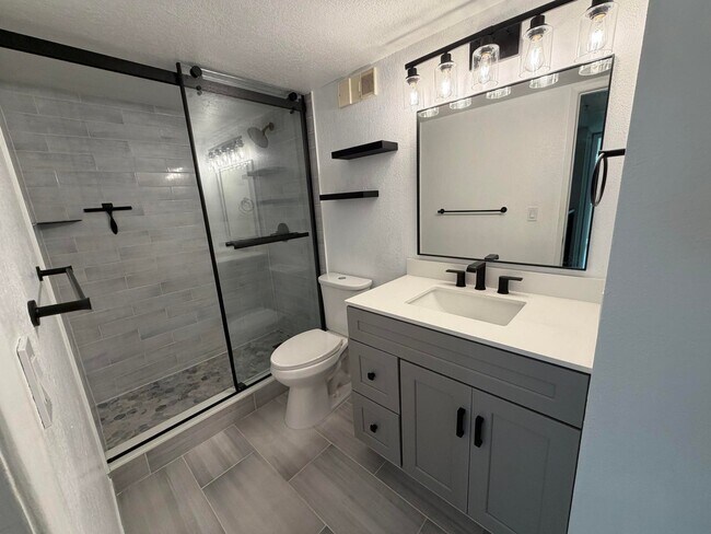 Foto del edificio - 117 Yacht Club Way