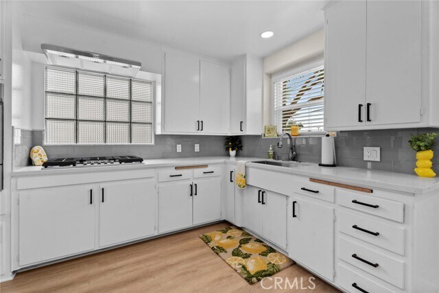 Foto del edificio - 16423 Woodruff Ave
