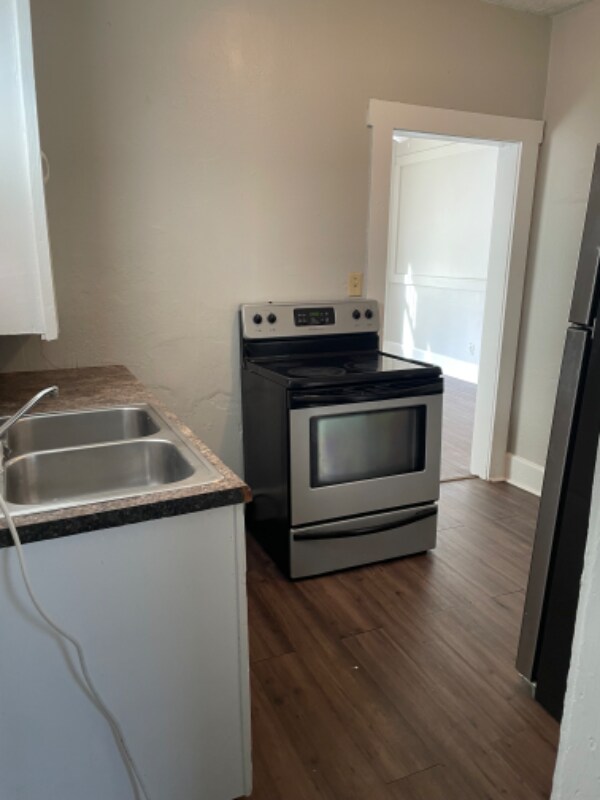 Foto del edificio - 422 5th Ave NW