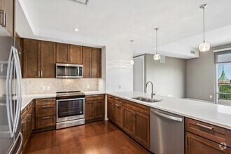 Interior Photo - One University Circle