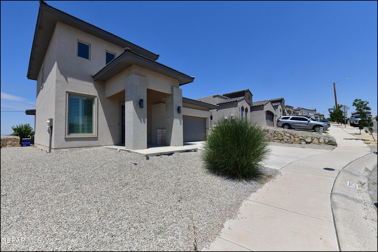 Foto principal - 205 Anglesy Pl