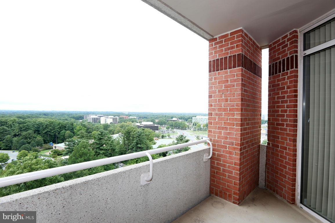 5809 Nicholson Ln Unit 1609, Rockville, MD 20852 Condo for Rent in