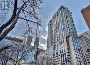 Building Photo - 8 Park Rd