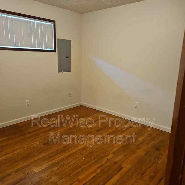 Foto del edificio - 626 NE Anderson St