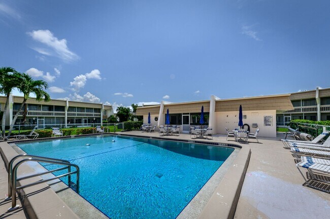 Foto del edificio - 1080 Bal Harbor Blvd