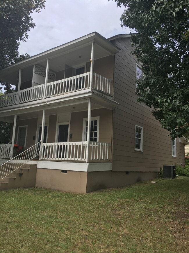 Foto del edificio - 1143 Olympia Ave