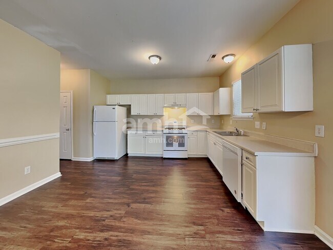 Foto del edificio - 7036 Spanglers Spring Way