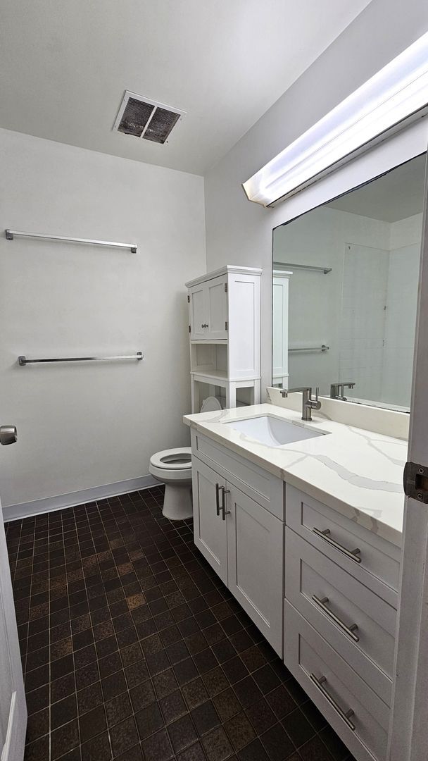 Foto del edificio - Koolau Vista! Kailua Town convenience. 2 bed, 1.5 bath, 1 covered parking!