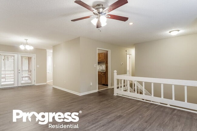 Building Photo - 1805 Forest Dr