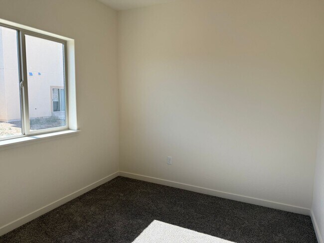 Foto del edificio - Available Now.  New 3 bed, 2 bath home on Orchard Mesa