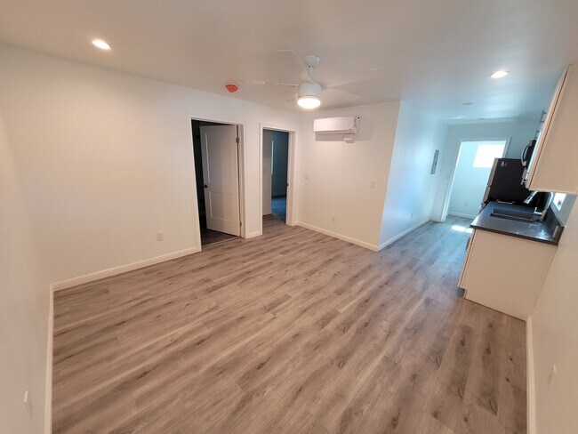 Foto del edificio - 3604 Loomis St