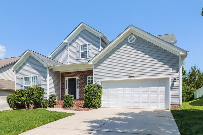Foto del edificio - 6015 Timbertop Ln
