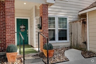 Building Photo - 15 S Avonlea Cir