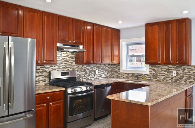 Building Photo - 253 HUNTINGTON AVENUE