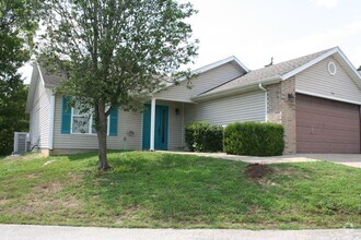 Building Photo - 254 Forest Ln