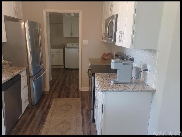 Foto del edificio - 318 Indianhead Dr