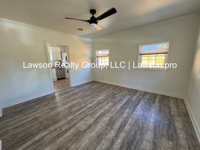 Foto del edificio - Updated, Cozy Two Bedroom Home in Wasena!